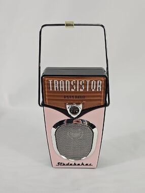 Studebaker AM/FM Transistor Radio